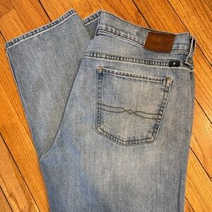 Lucky Brand Jeans Women’s Crop Light Blue Straight Jeans 10